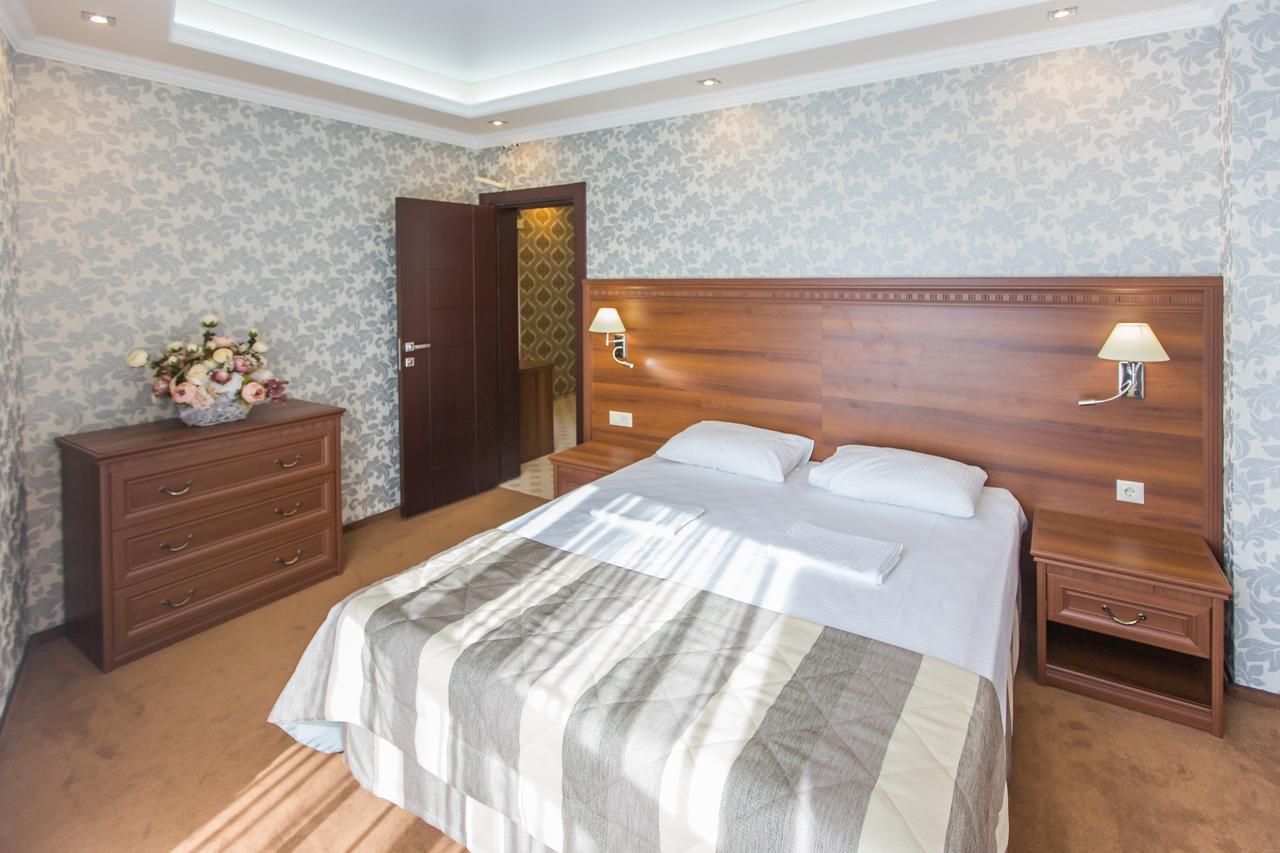 Grand Hotel Gagra Exterior foto